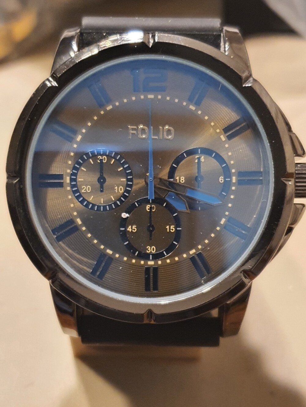 10/$20 Folio Brown/Blue Rubber Strap Men's Watch